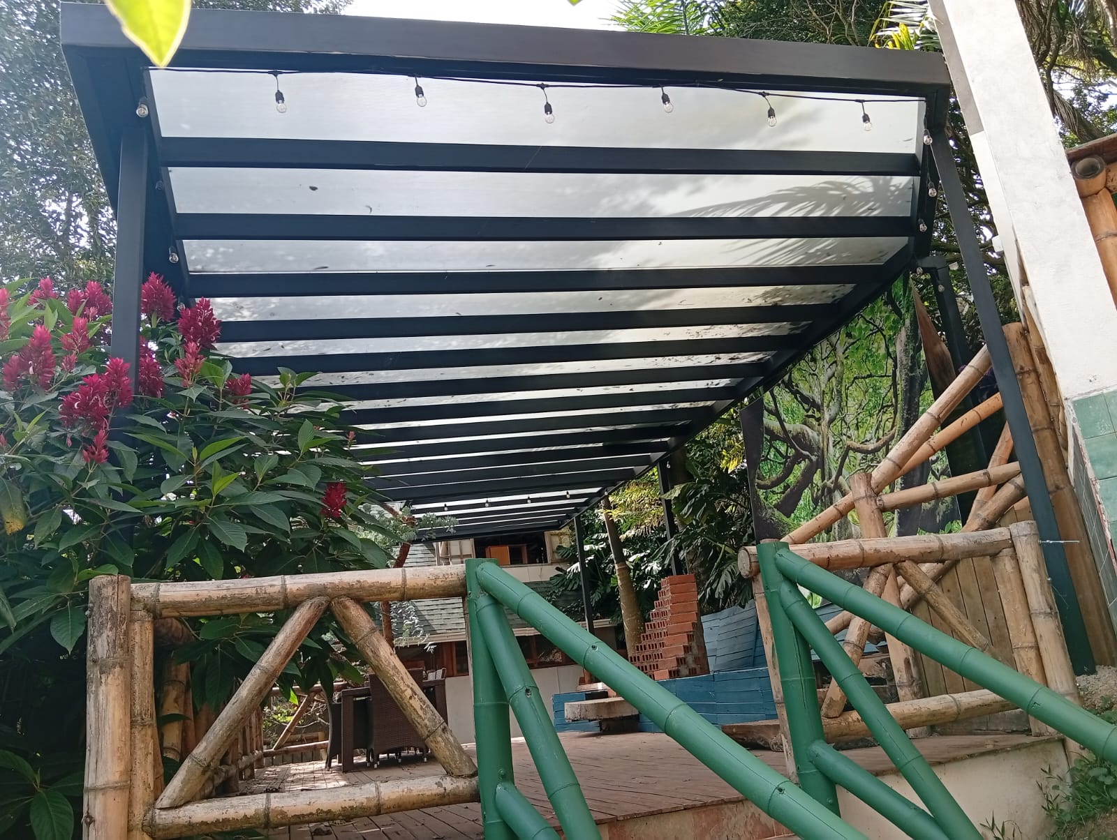 PERGOLA MODERNA